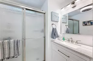 665 54th St S, Gulfport, FL 33707 - Photo 16