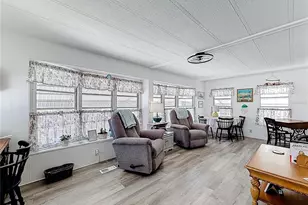 665 54th St S, Gulfport, FL 33707 - Photo 2