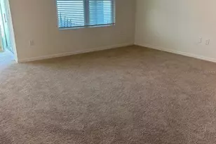 2184 Doe Run Dr, Davenport, FL 33837 - Photo 8