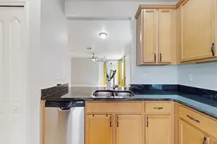 1156 Brenton Manor Dr, Winter Haven, FL 33881 - Photo 8