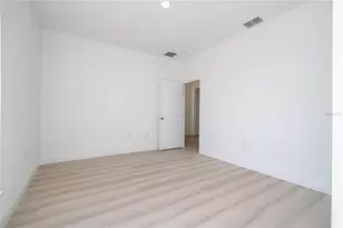 355 Villa Sorrento Cir, Haines City, FL 33844 - Photo 18