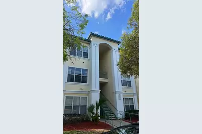 8927 Legacy Court #302, Kissimmee, FL 34747 - Photo 2