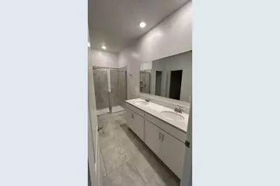 913 Laurel View Way, Groveland, FL 34736 - Photo 8