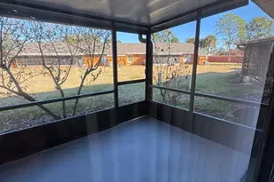 65 Silver Falls Cir, Kissimmee, FL 34743 - Photo 4