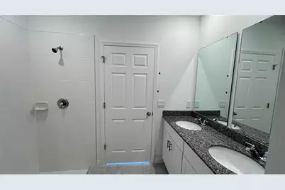 3185 Viceroy Court, Kissimmee, FL 34759 - Photo 18