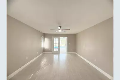 4548 Yorkshire Lane, Kissimmee, FL 34758 - Photo 18