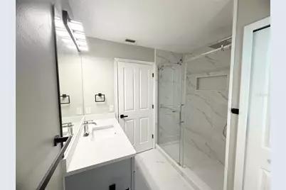 4548 Yorkshire Lane, Kissimmee, FL 34758 - Photo 38