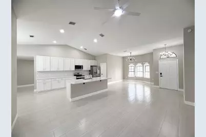 4548 Yorkshire Lane, Kissimmee, FL 34758 - Photo 12