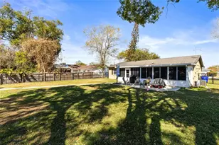 1720 W Acres Dr, Saint Cloud, FL 34769 - Photo 6