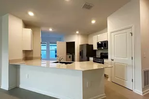 339 Puma Loop, Groveland, FL 34736 - Photo 4