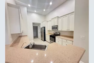 6817 Cromwell Garden Drive, Apollo Beach, FL 33572 - Photo 20