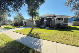 6817 Cromwell Garden Dr, Apollo Beach, FL 33572 - Photo 1