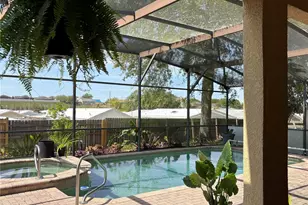 947 Bridgeford Crossing Blvd, Davenport, FL 33837 - Photo 8