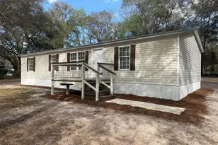 204 Rabbit Track Rd, Satsuma, FL 32189 - Photo 1