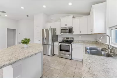 111 Krenson Bay Loop, Winter Haven, FL 33881 - Photo 4