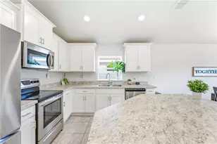 111 Krenson Bay Loop, Winter Haven, FL 33881 - Photo 2