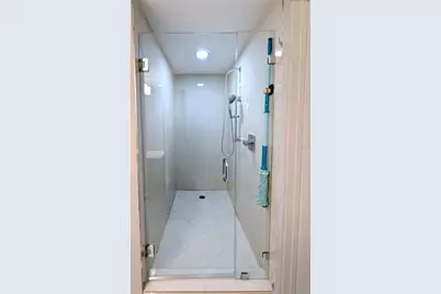 5300 NW 85th Avenue #1208, Doral, FL 33166 - Photo 24