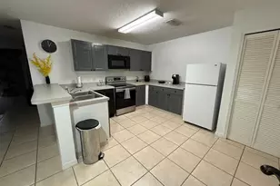 2776 Club Cortile Cir, Kissimmee, FL 34746 - Photo 6