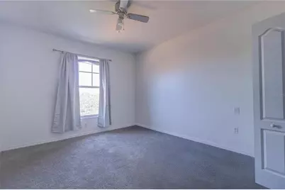 5566 Metrowest Boulevard #2-302, Orlando, FL 32811 - Photo 12