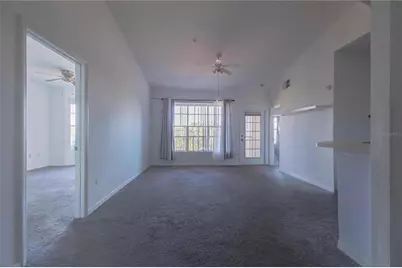 5566 Metrowest Boulevard #2-302, Orlando, FL 32811 - Photo 4