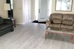 1812 Atrium Dr, Sun City Center, FL 33573 - Photo 4