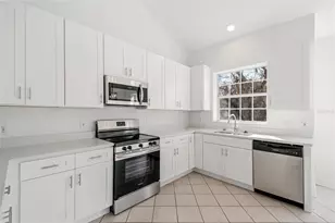 7000 Stonehedge Dr, Orlando, FL 32819 - Photo 18