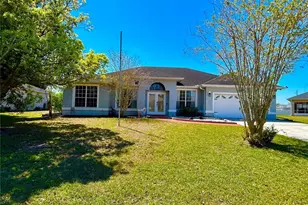 2085 Raymond Dr, Saint Cloud, FL 34769 - Photo 2