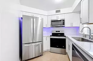 3923 Atrium Dr, Orlando, FL 32822 - Photo 14