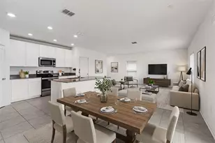 942 Jackson Ave, Davenport, FL 33837 - Photo 2