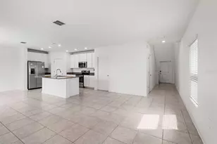 942 Jackson Ave, Davenport, FL 33837 - Photo 6