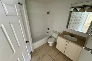 1222 Bermuda Lakes Ln, Kissimmee, FL 34741 - Photo 2