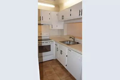 5219 Via Hacienda Circle #B209, Orlando, FL 32839 - Photo 8