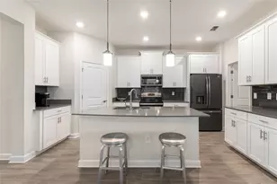 8943 Fallen Oak Dr, Davenport, FL 33896 - Photo 6