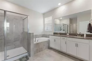 8943 Fallen Oak Dr, Davenport, FL 33896 - Photo 18