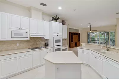 129 Mystic Lane, Jupiter, FL 33458 - Photo 10