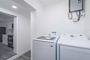 1709 Lake Lorine Dr, Orlando, FL 32808 - Photo 14