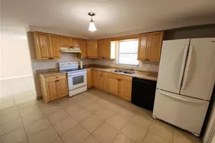 7721 Foxbloom Dr, Port Richey, FL 34668 - Photo 4