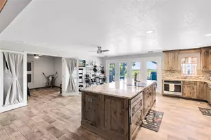 2541 Ridgeway Dr, Kissimmee, FL 34746 - Photo 10