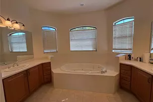 898 San Raphael St, Poinciana, FL 34759 - Photo 28
