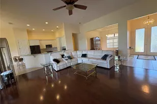 898 San Raphael St, Poinciana, FL 34759 - Photo 16