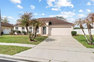 4970 Silver Thistle Ln, Saint Cloud, FL 34772 - Photo 2
