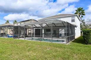 4733 Cumbriam Lakes Dr, Kissimmee, FL 34746 - Photo 2