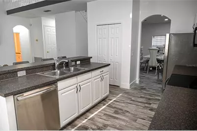 4733 Cumbriam Lakes Drive, Kissimmee, FL 34746 - Photo 8