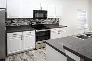 4733 Cumbriam Lakes Dr, Kissimmee, FL 34746 - Photo 16