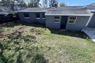 3823 Pine Ridge Rd, Orlando, FL 32808 - Photo 12