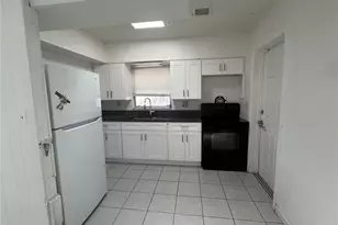 2329 W Oak St, Kissimmee, FL 34741 - Photo 2