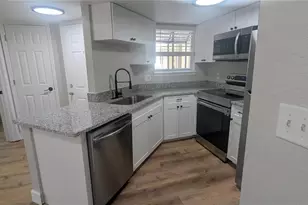 1948 Lake Atriums Cir, Orlando, FL 32839 - Photo 2