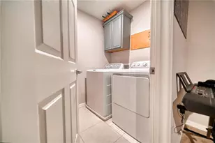 3390 Bellezza Ct, Kissimmee, FL 34746 - Photo 12