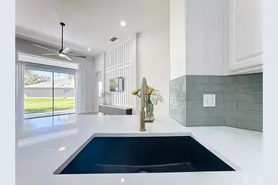 336 Courtlea Park Drive, Winter Garden, FL 34787 - Photo 6