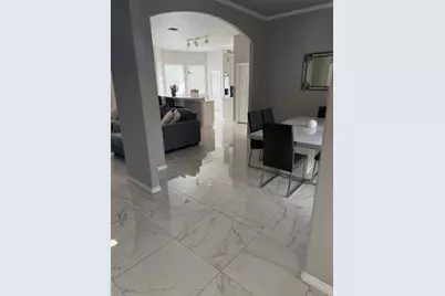 5690 Merlin Way, Saint Cloud, FL 34772 - Photo 4